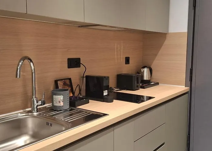 Ilion * Thessalonique