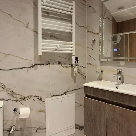 Ilion Apartman *